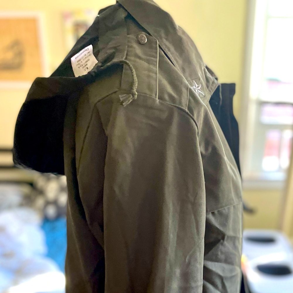 Italian military parka with removable liner in EUC!!